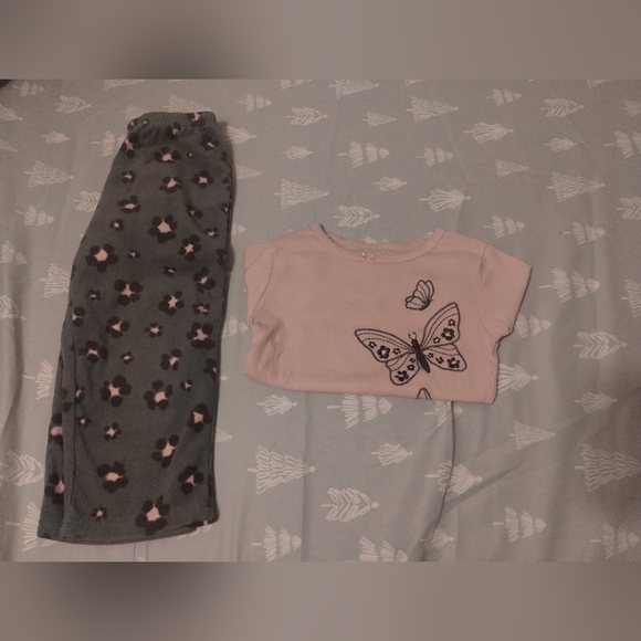 ❤️5/$5❤️Kids' Colorful Pajama Set - Picture 3 of 12